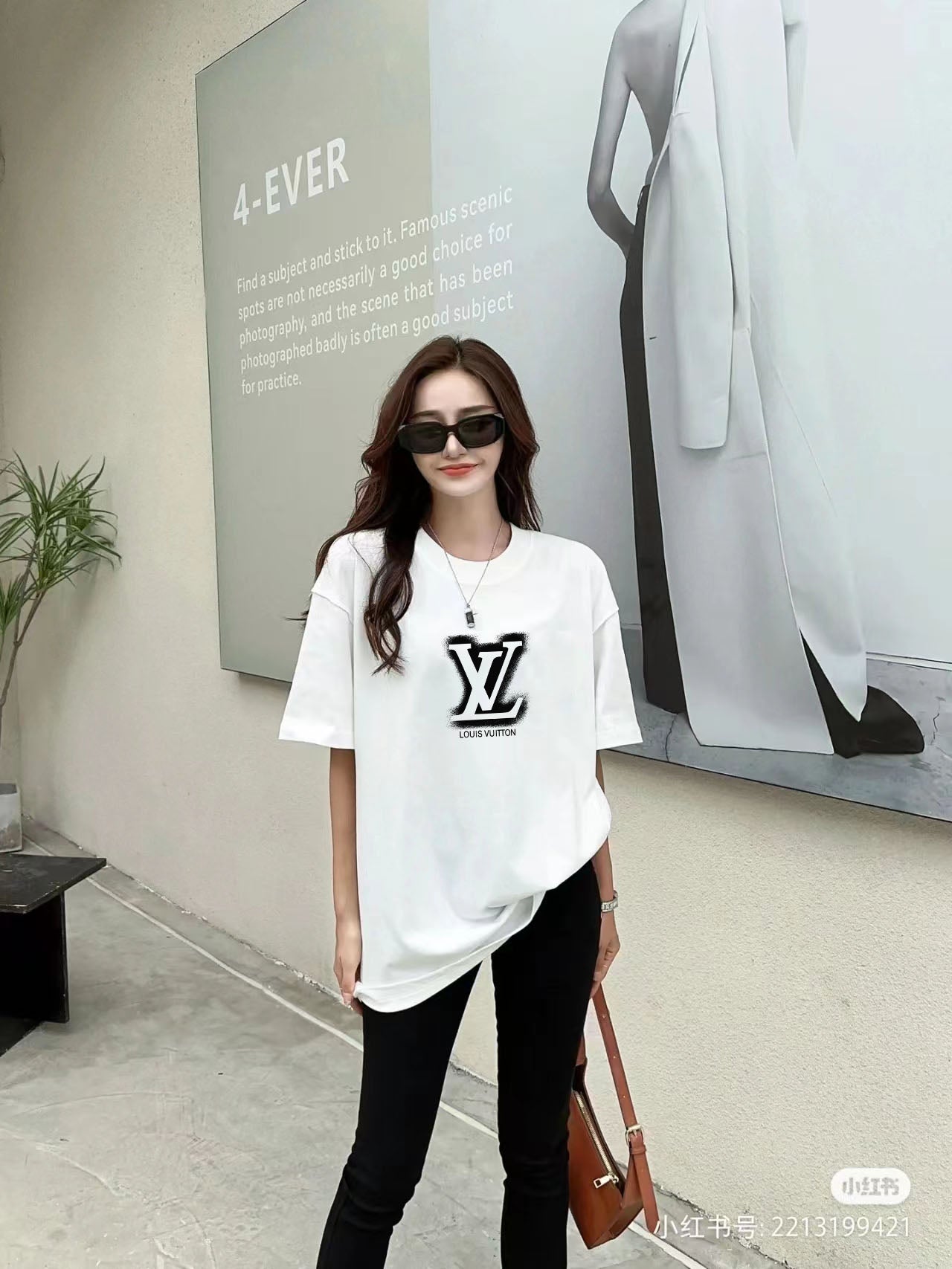 LuxluxHouse Best Quality Clothes T-shirt Louis Vuitton