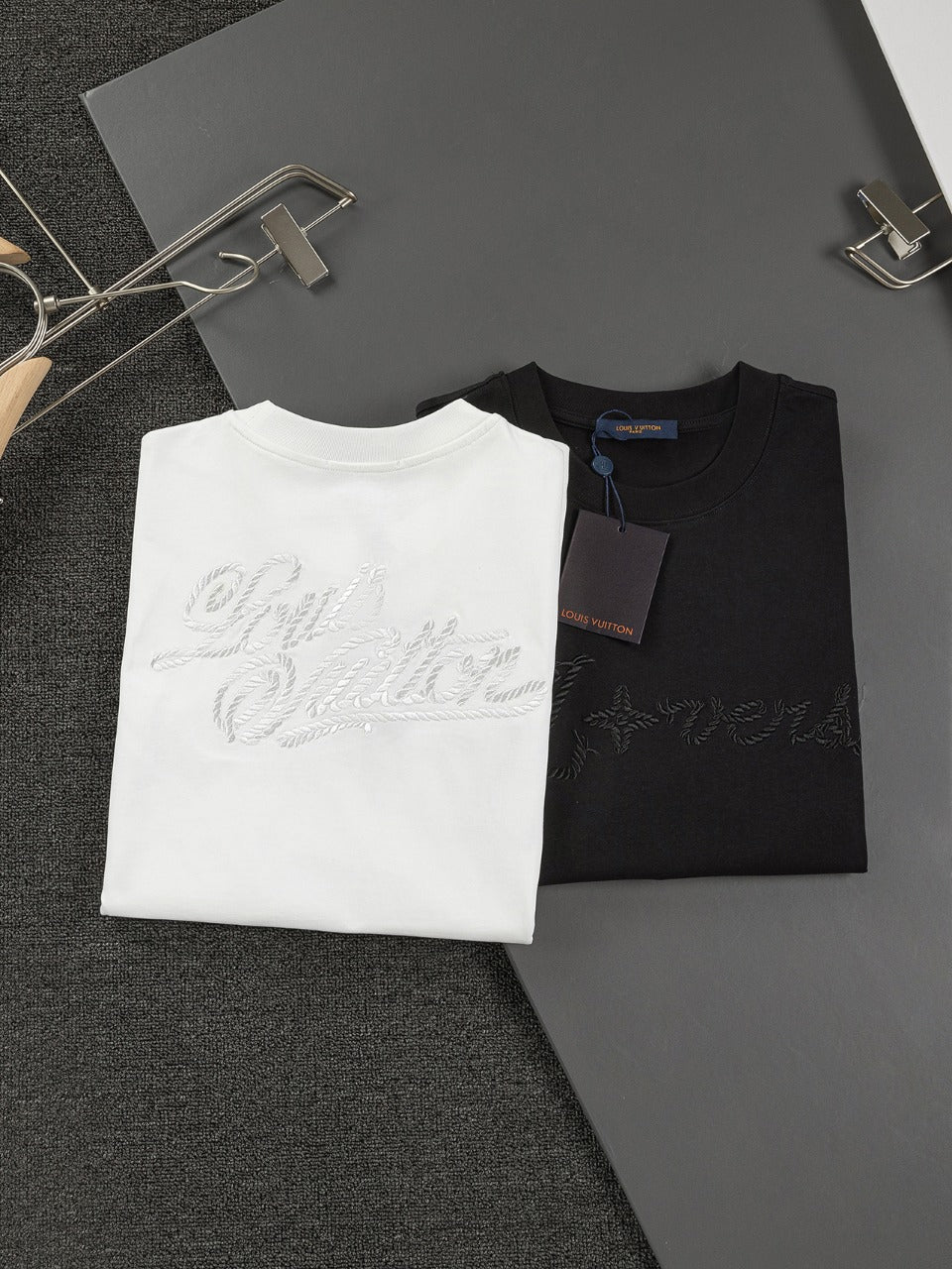 LuxluxHouse Best Quality Clothes T-shirt Louis Vuitton