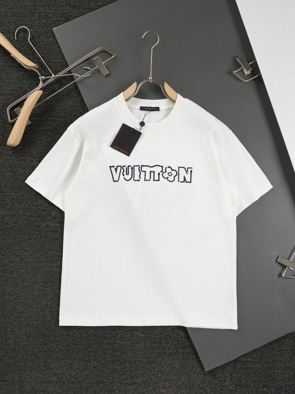 LuxluxHouse Best Quality Clothes T-shirt Louis Vuitton