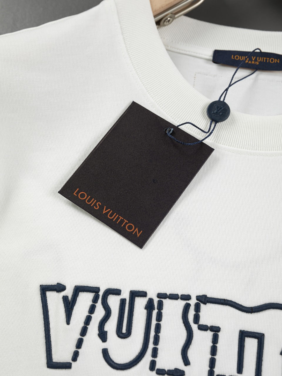 LuxluxHouse Best Quality Clothes T-shirt Louis Vuitton
