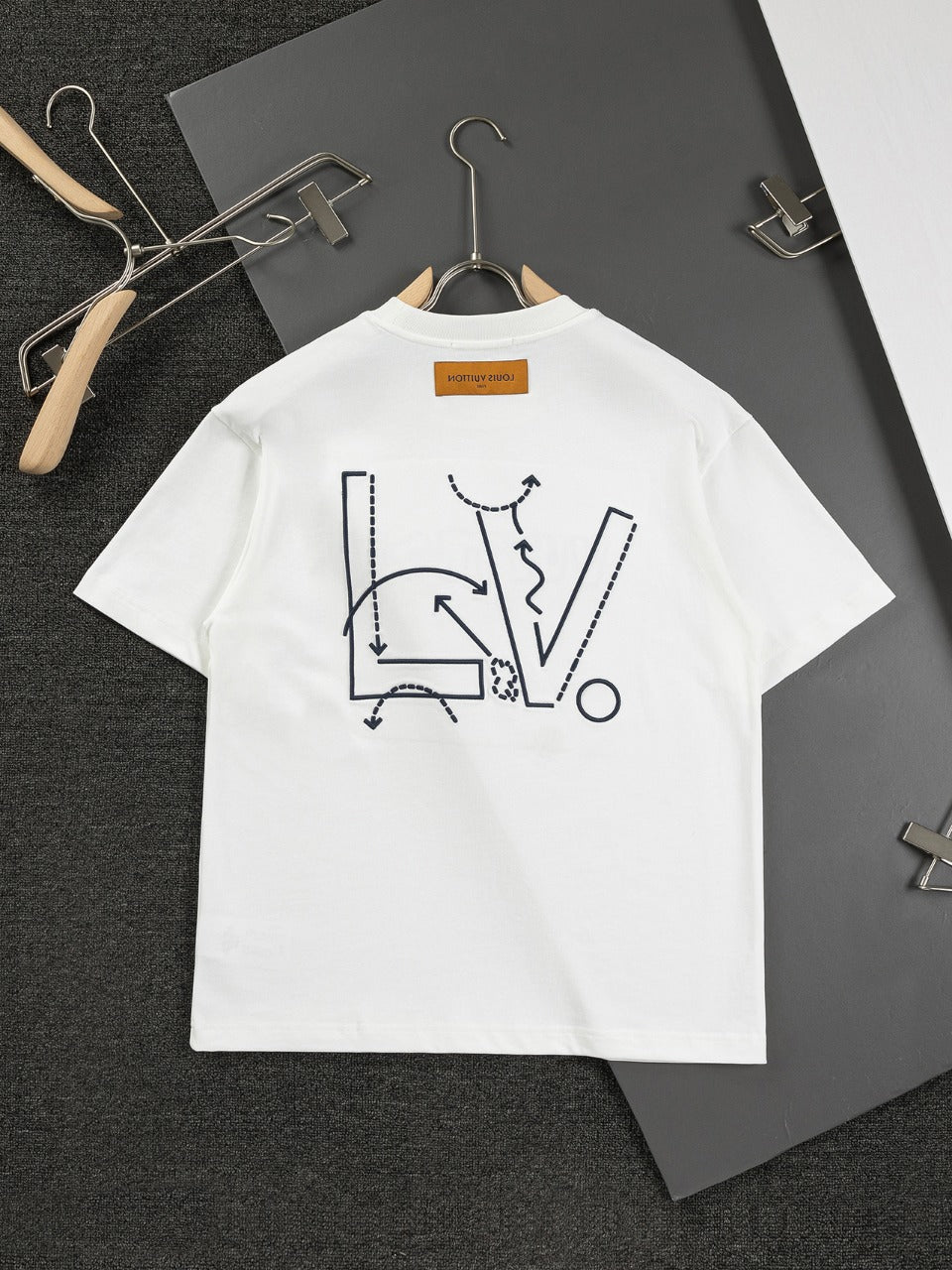 LuxluxHouse Best Quality Clothes T-shirt Louis Vuitton
