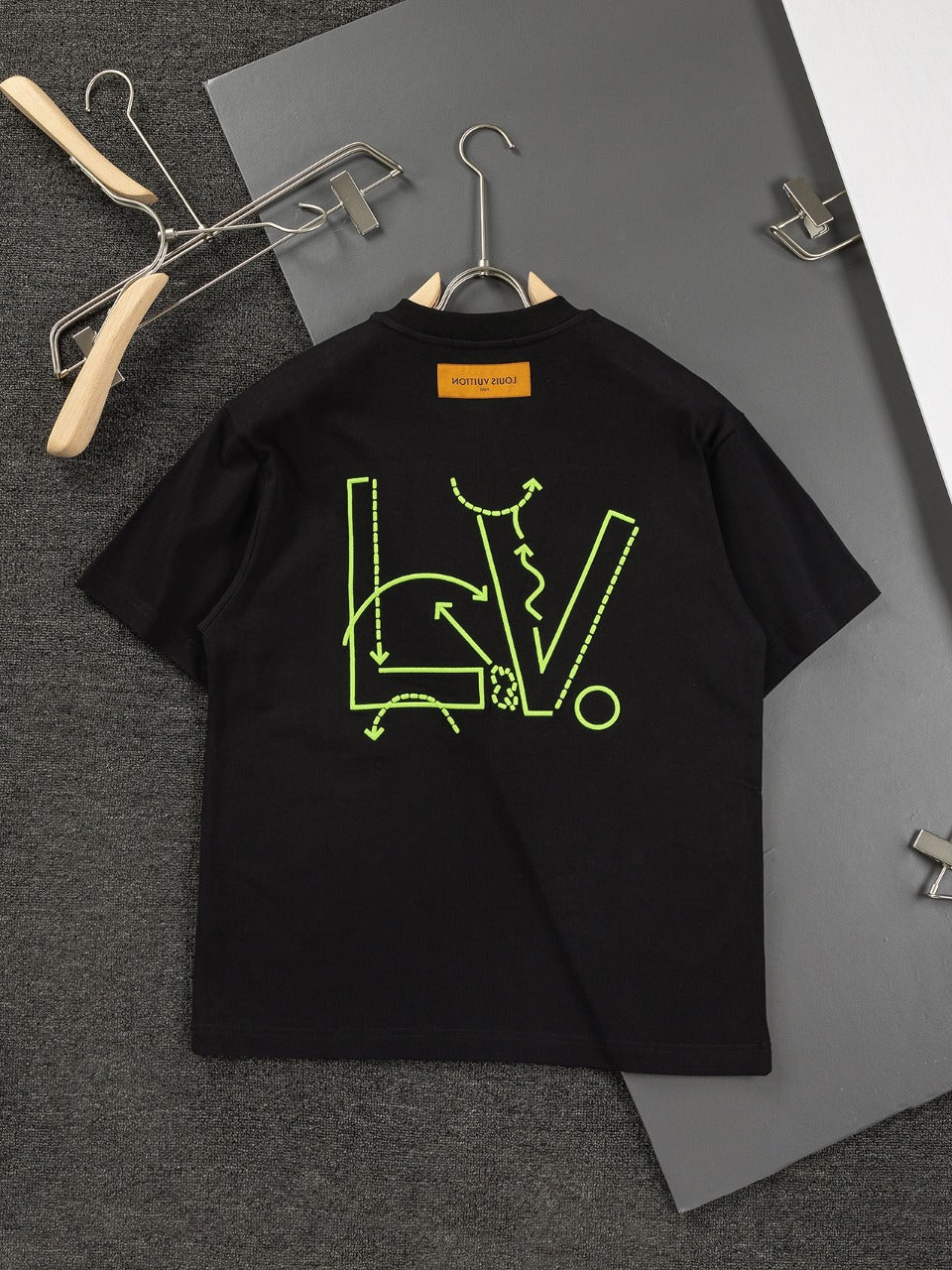 LuxluxHouse Best Quality Clothes T-shirt Louis Vuitton