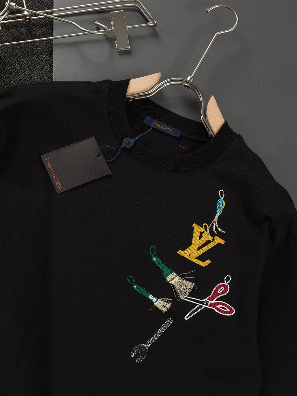 LuxluxHouse Best Quality Clothes T-shirt Louis Vuitton