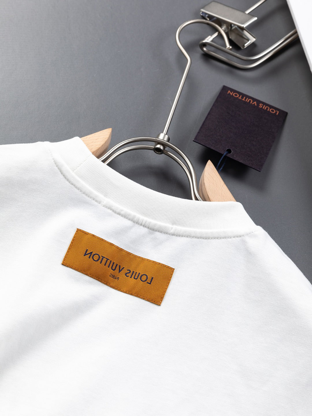 LuxluxHouse Best Quality Clothes T-shirt Louis Vuitton