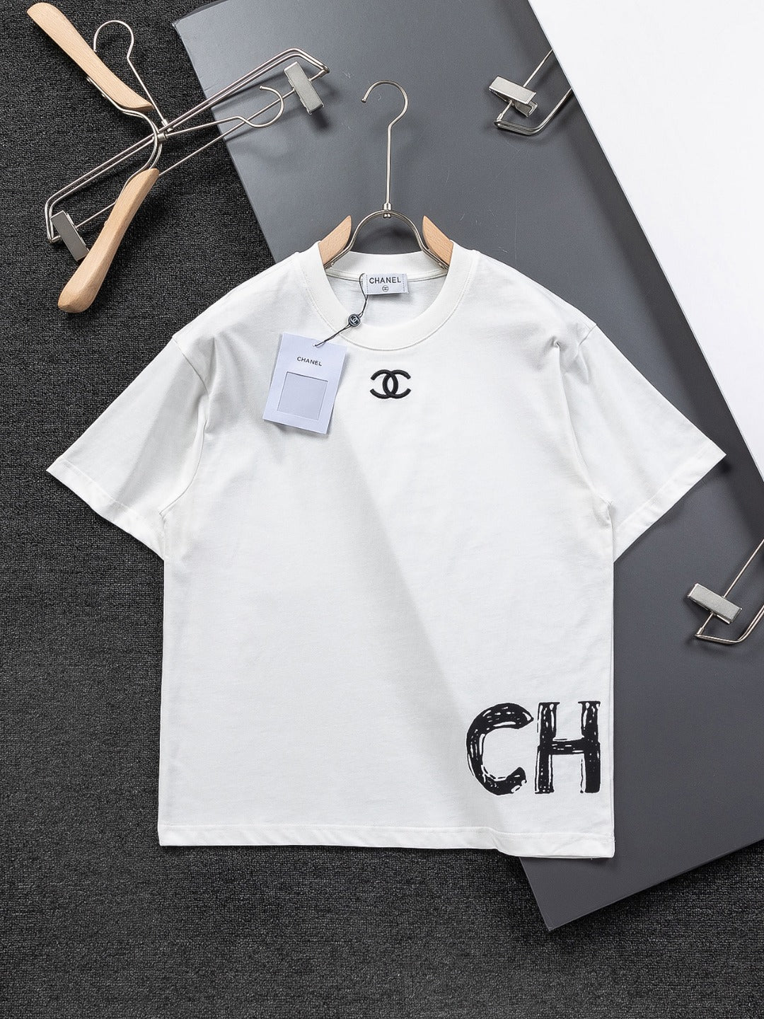 LuxluxHouse Best Quality Clothes T-shirt Chanel & Maison Margiela