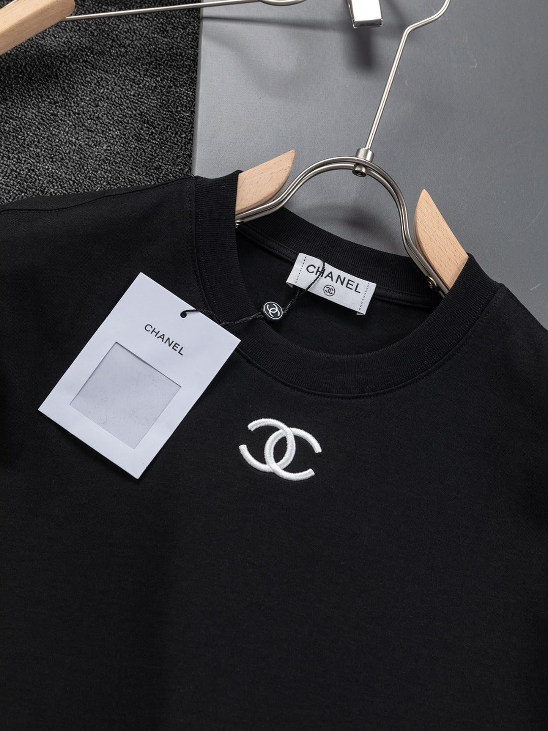 LuxluxHouse Best Quality Clothes T-shirt Chanel & Maison Margiela