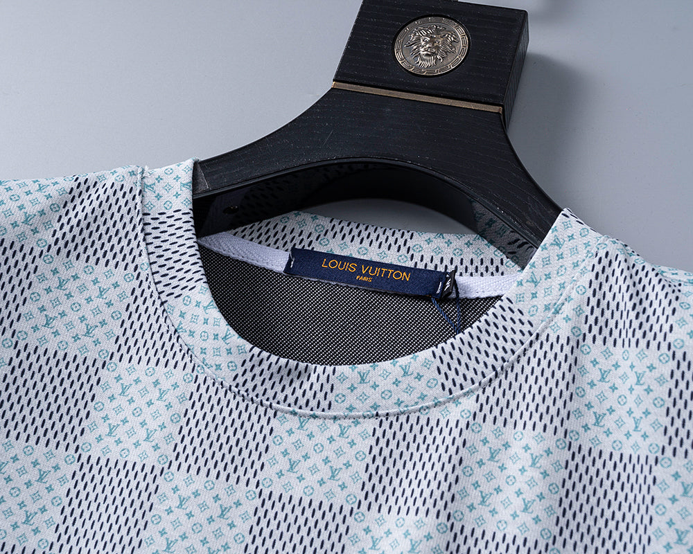 LuxluxHouse Best Quality Clothes T-shirt Louis Vuitton
