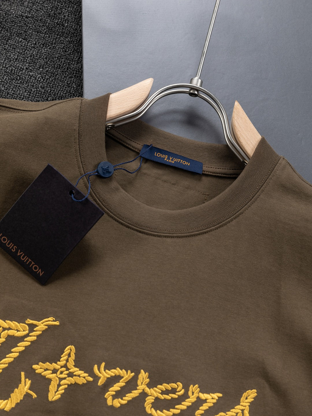 LuxluxHouse Best Quality Clothes T-shirt Louis Vuitton