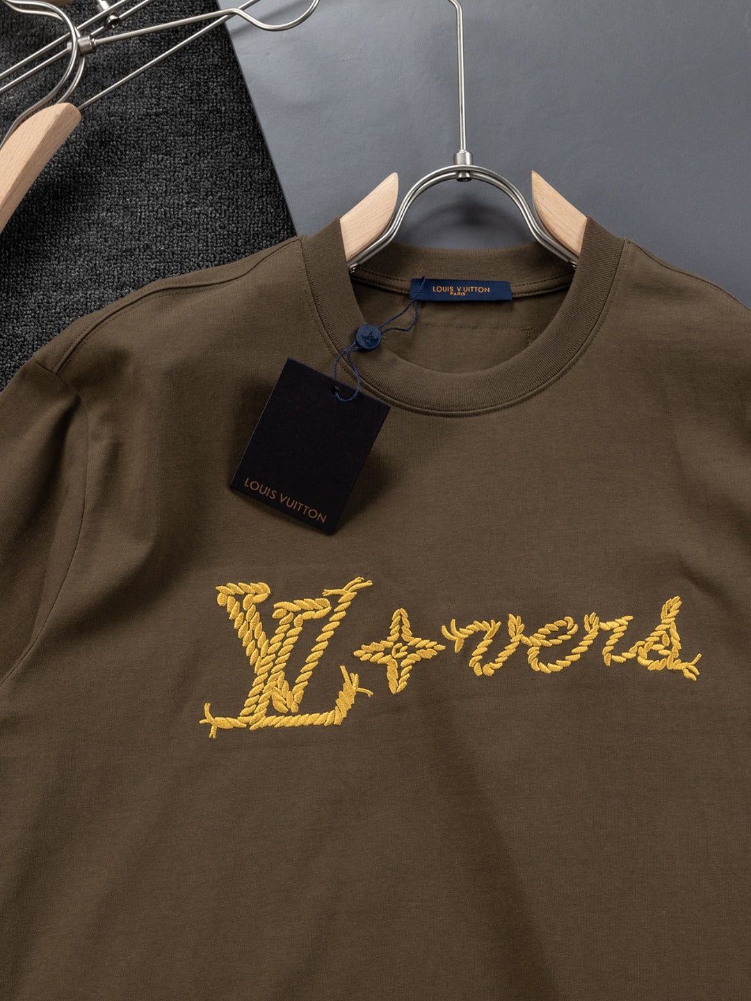 LuxluxHouse Best Quality Clothes T-shirt Louis Vuitton