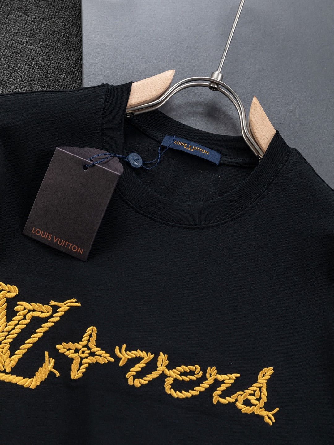 LuxluxHouse Best Quality Clothes T-shirt Louis Vuitton