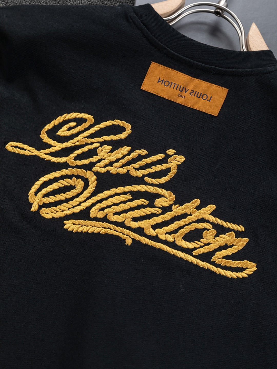 LuxluxHouse Best Quality Clothes T-shirt Louis Vuitton