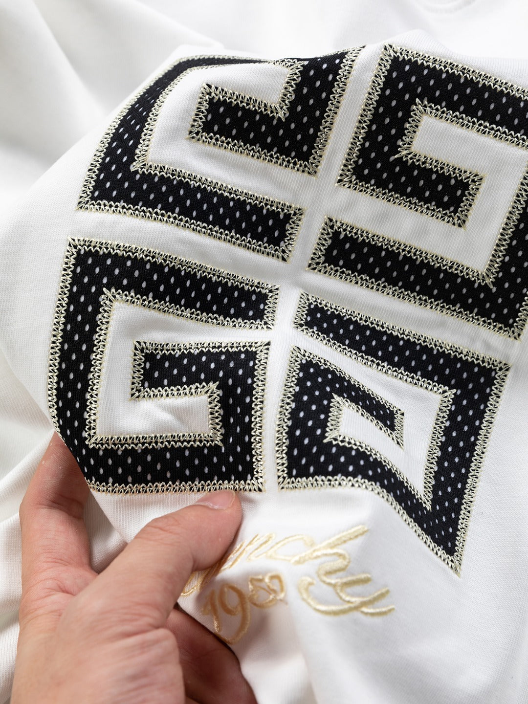 LuxluxHouse Best Quality Clothes Givenchy T-shirt