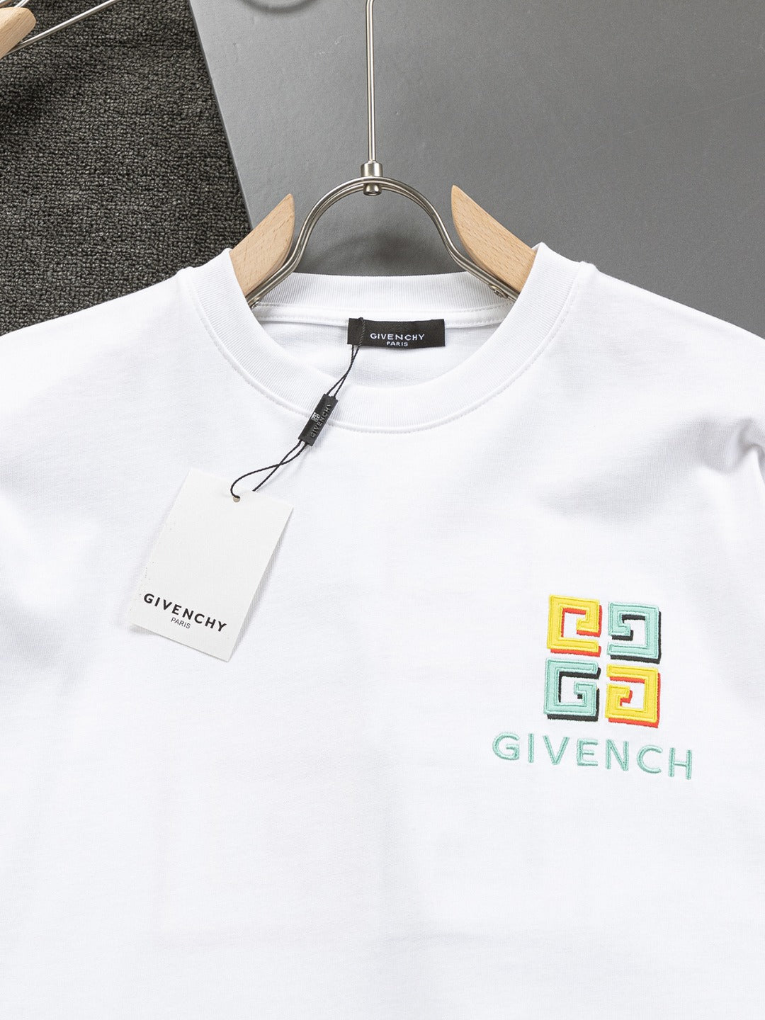 LuxluxHouse Best Quality Clothes Givenchy T-shirt