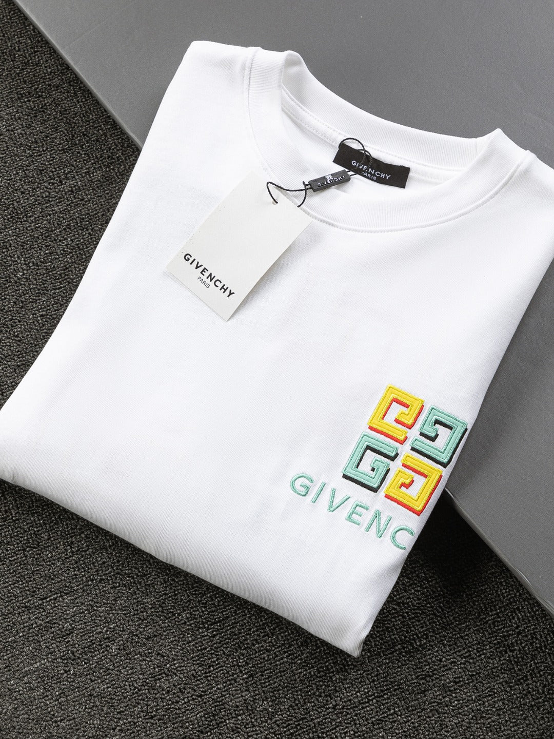 LuxluxHouse Best Quality Clothes Givenchy T-shirt