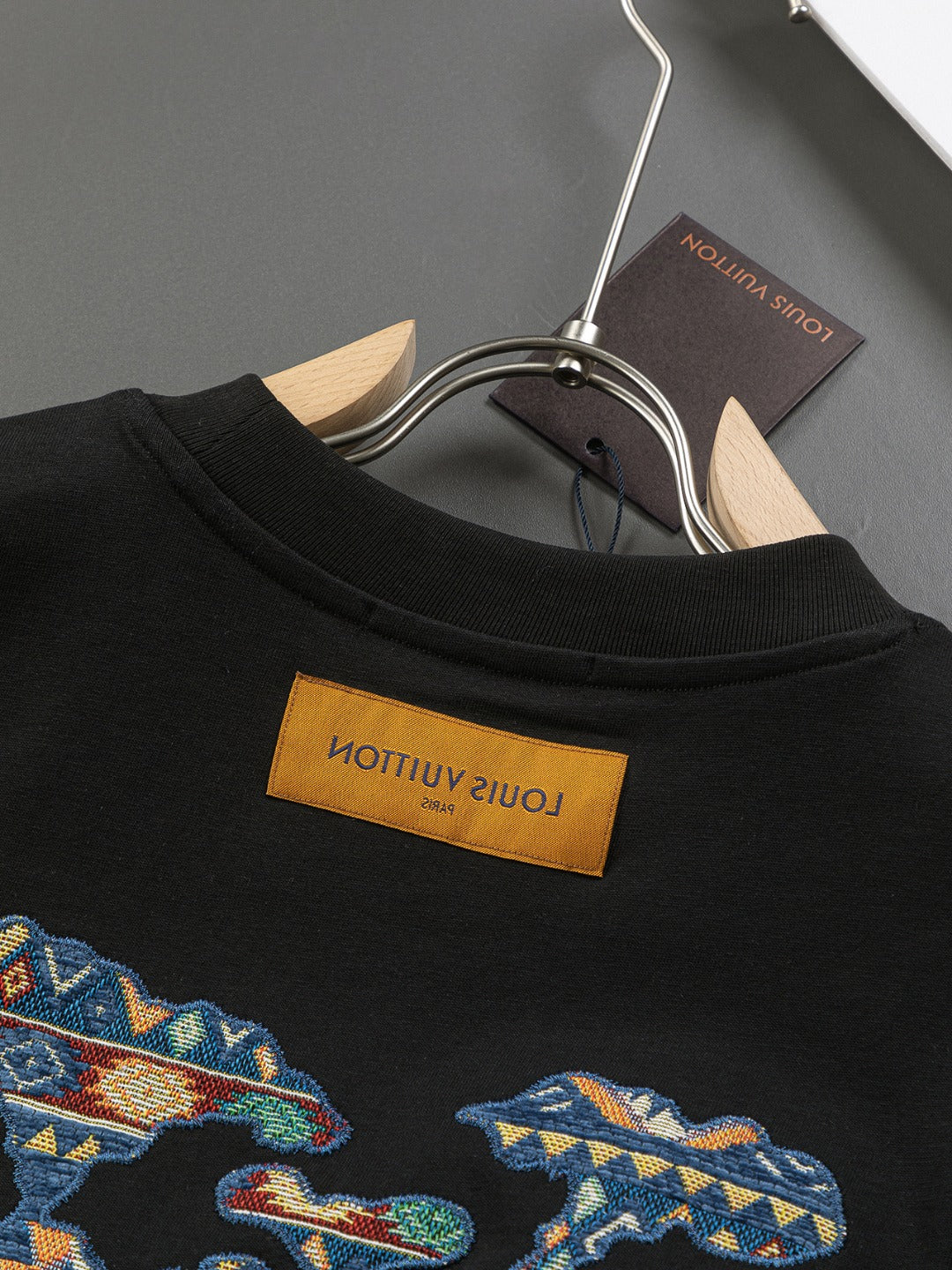 LuxluxHouse Best Quality Clothes T-shirt Louis Vuitton