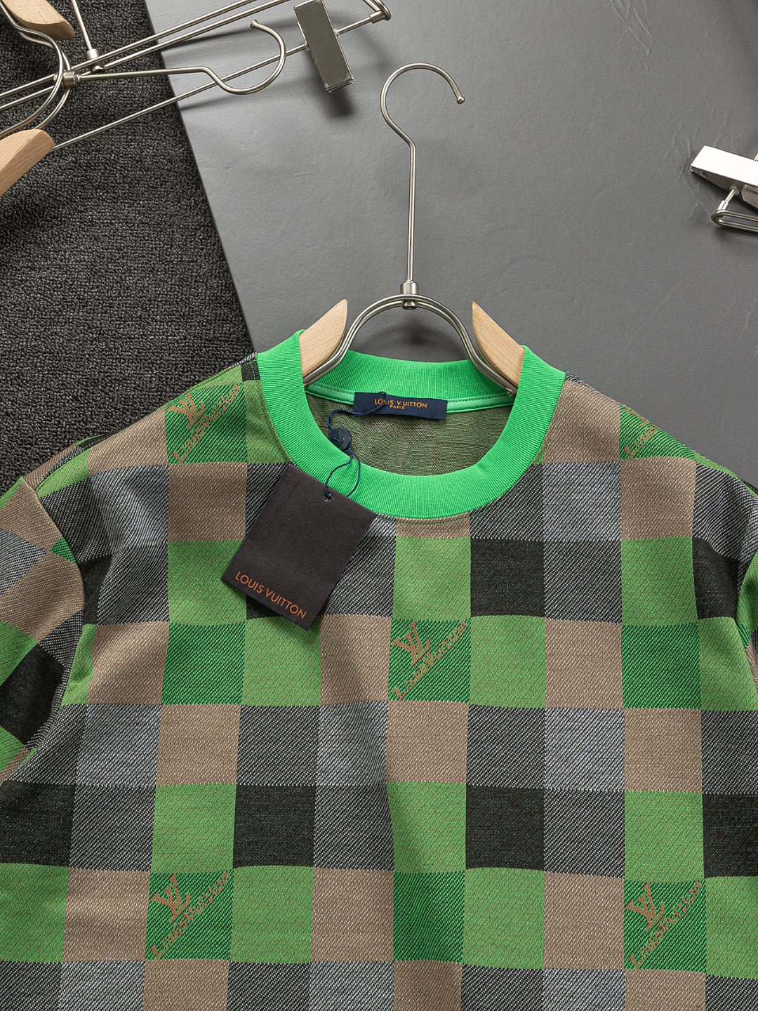 LuxluxHouse Best Quality Clothes T-shirt Louis Vuitton