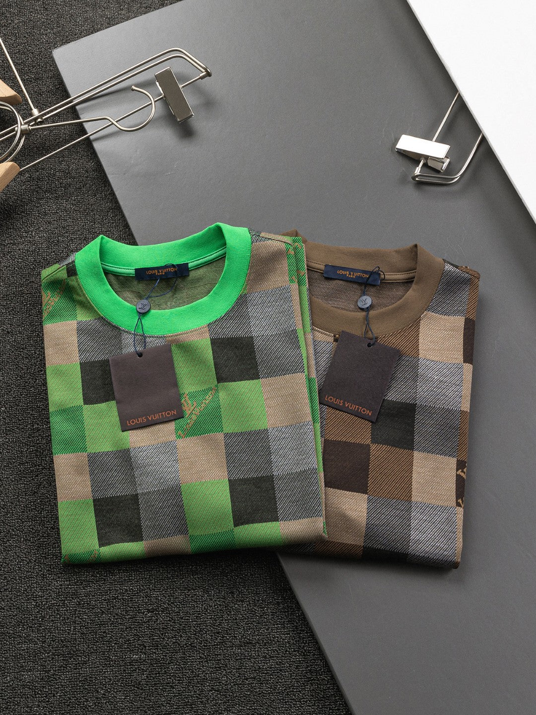 LuxluxHouse Best Quality Clothes T-shirt Louis Vuitton