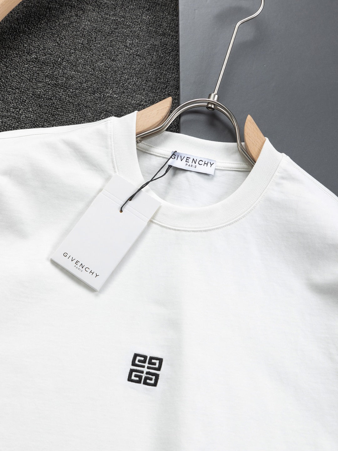 LuxluxHouse Best Quality Clothes Givenchy T-shirt