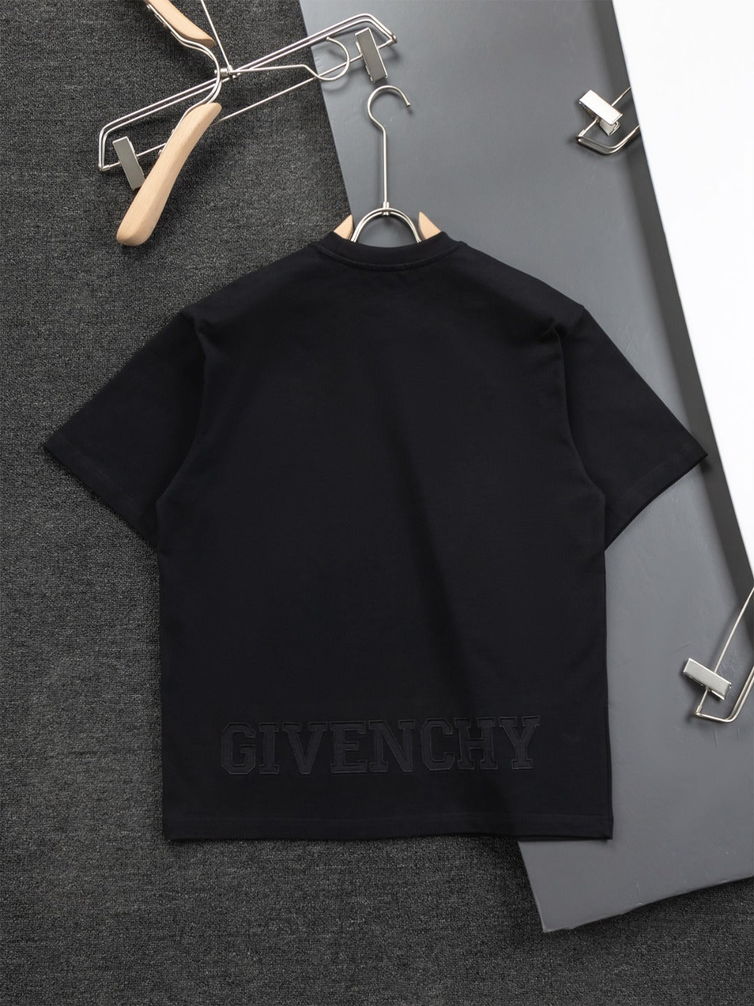 LuxluxHouse Best Quality Clothes Givenchy T-shirt