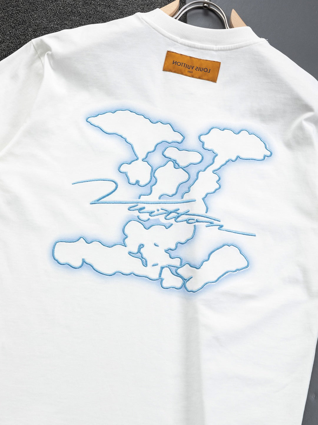 LuxluxHouse Best Quality Clothes T-shirt Louis Vuitton
