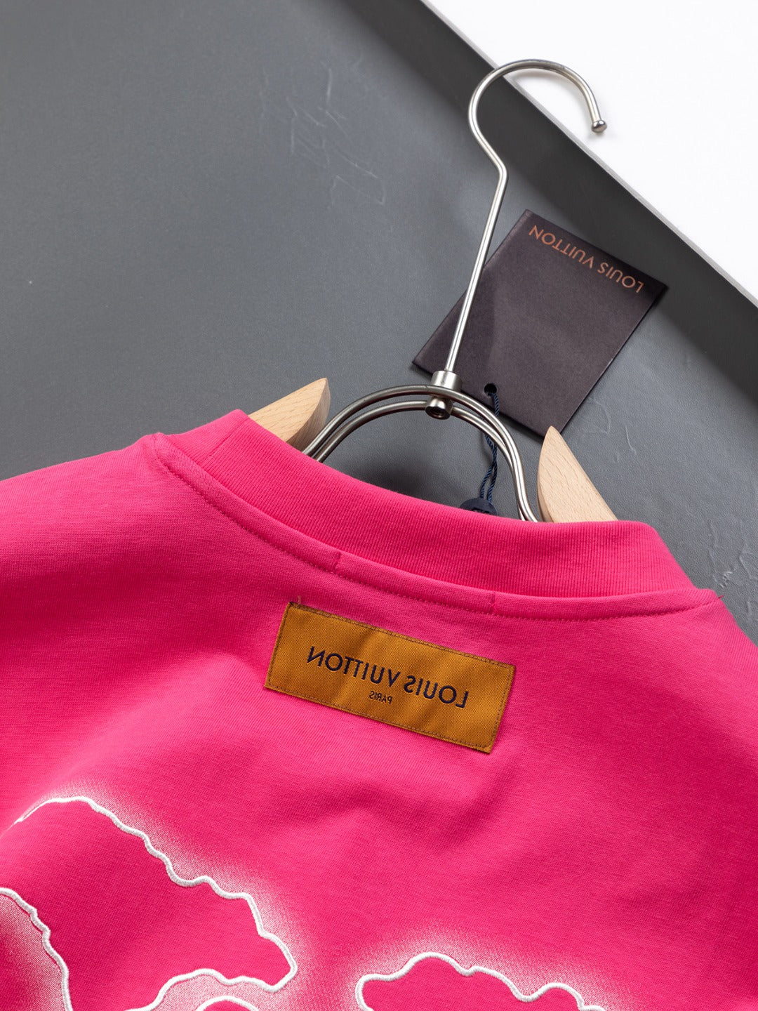 LuxluxHouse Best Quality Clothes T-shirt Louis Vuitton