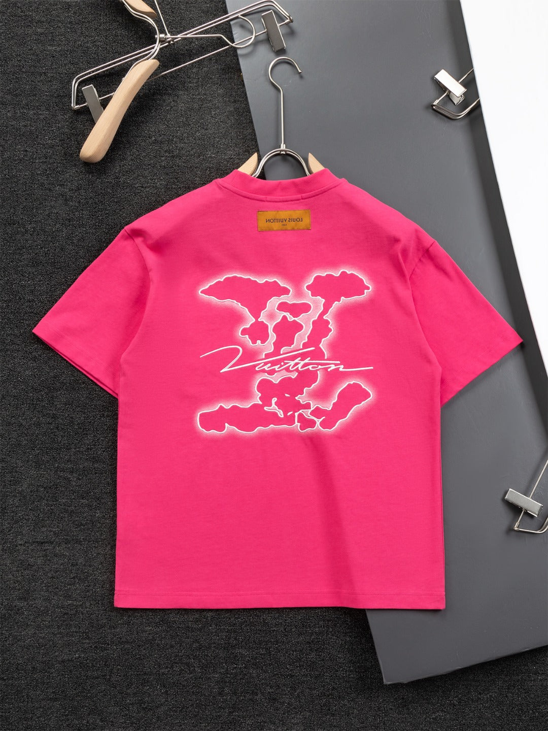 LuxluxHouse Best Quality Clothes T-shirt Louis Vuitton