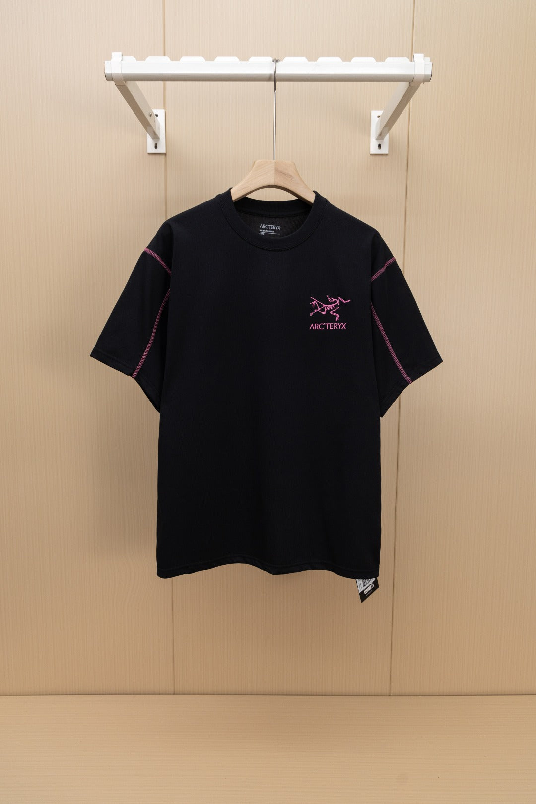 LuxluxHouse Best Quality Clothes T-shirt Arcteryx