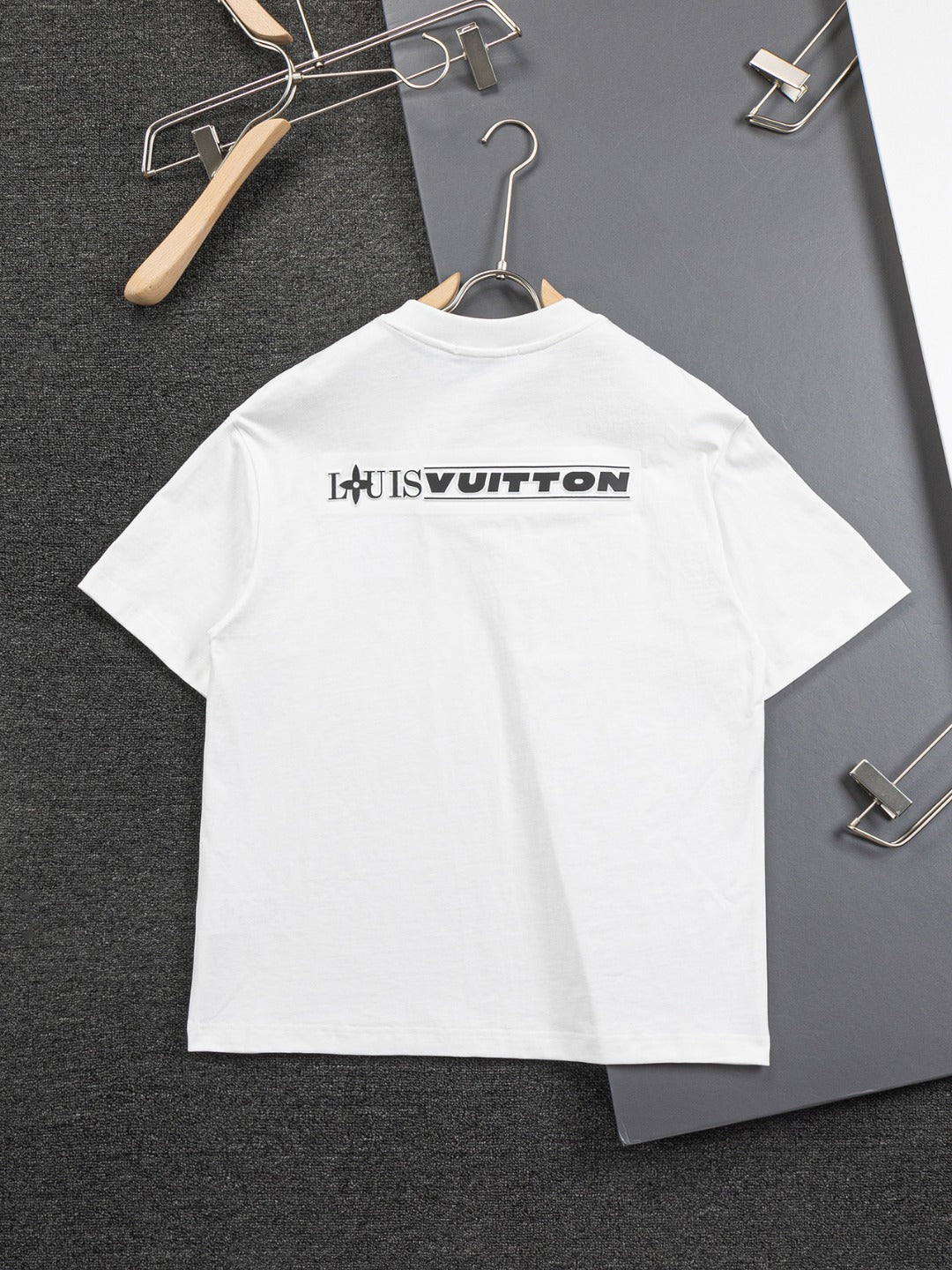 LuxluxHouse Best Quality Clothes T-shirt Louis Vuitton