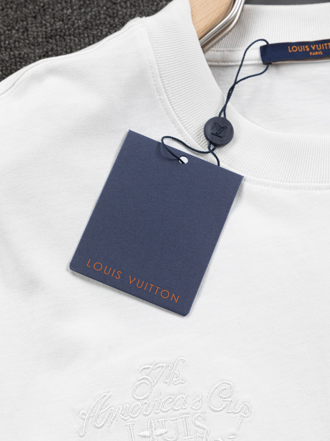 LuxluxHouse Best Quality Clothes T-shirt Louis Vuitton