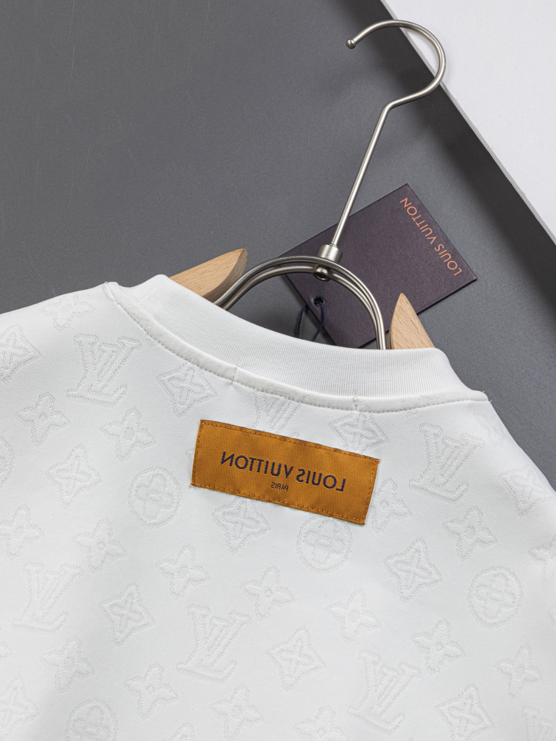 LuxluxHouse Best Quality Clothes T-shirt Louis Vuitton