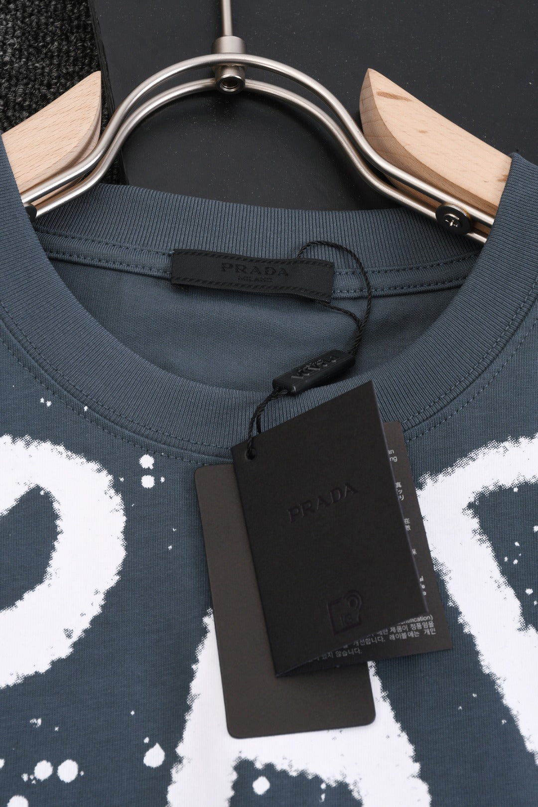 LuxluxHouse Best Quality Clothes T-shirt Prada