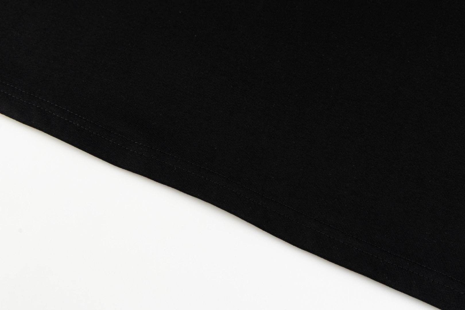 LuxluxHouse Best Quality Clothes T-shirt Chanel & Maison Margiela
