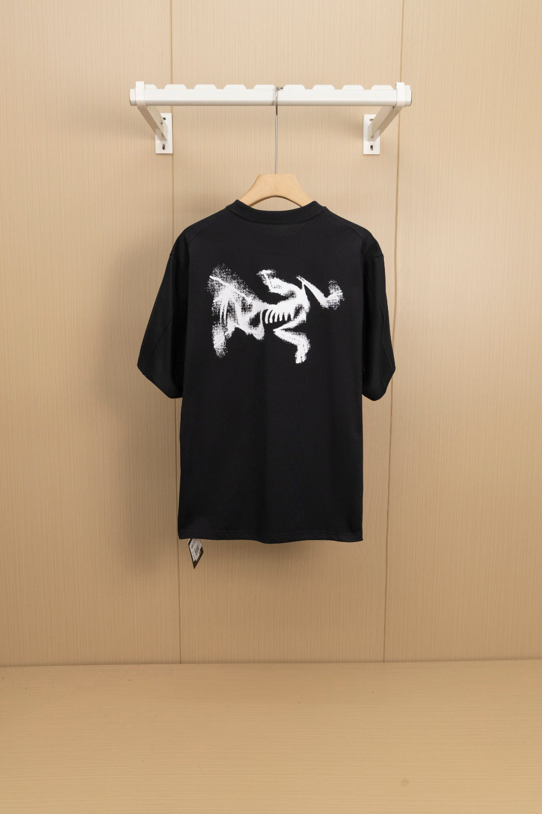 LuxluxHouse Best Quality Clothes T-shirt Arcteryx