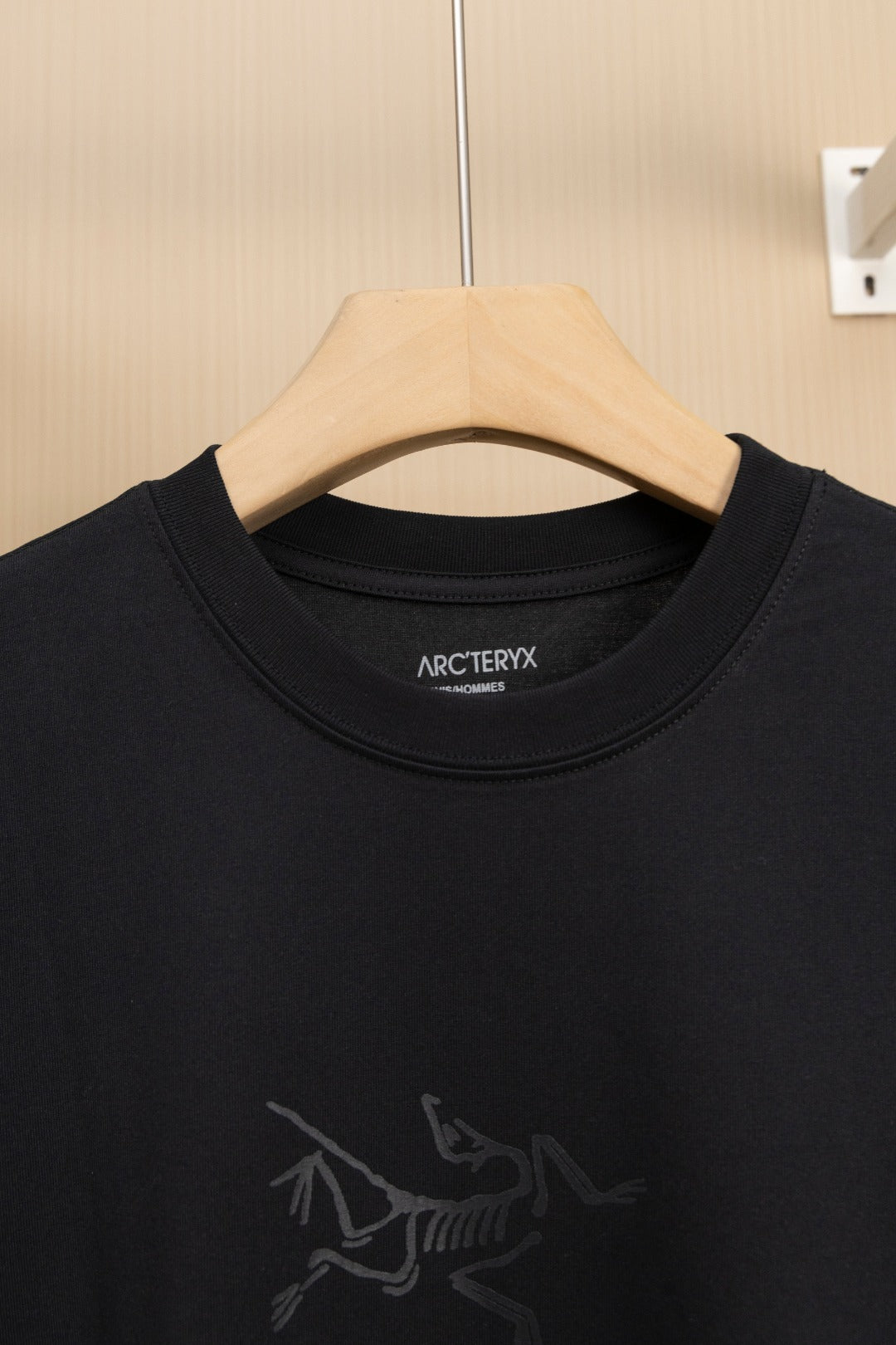LuxluxHouse Best Quality Clothes T-shirt Arcteryx
