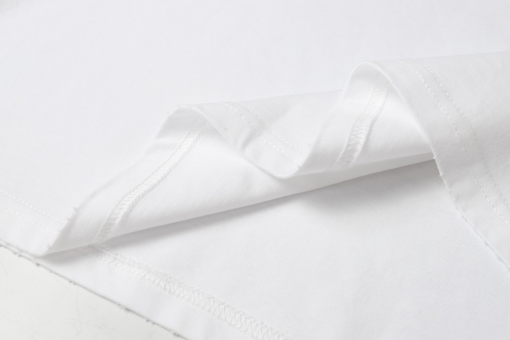 LuxluxHouse Best Quality Clothes T-shirt Prada