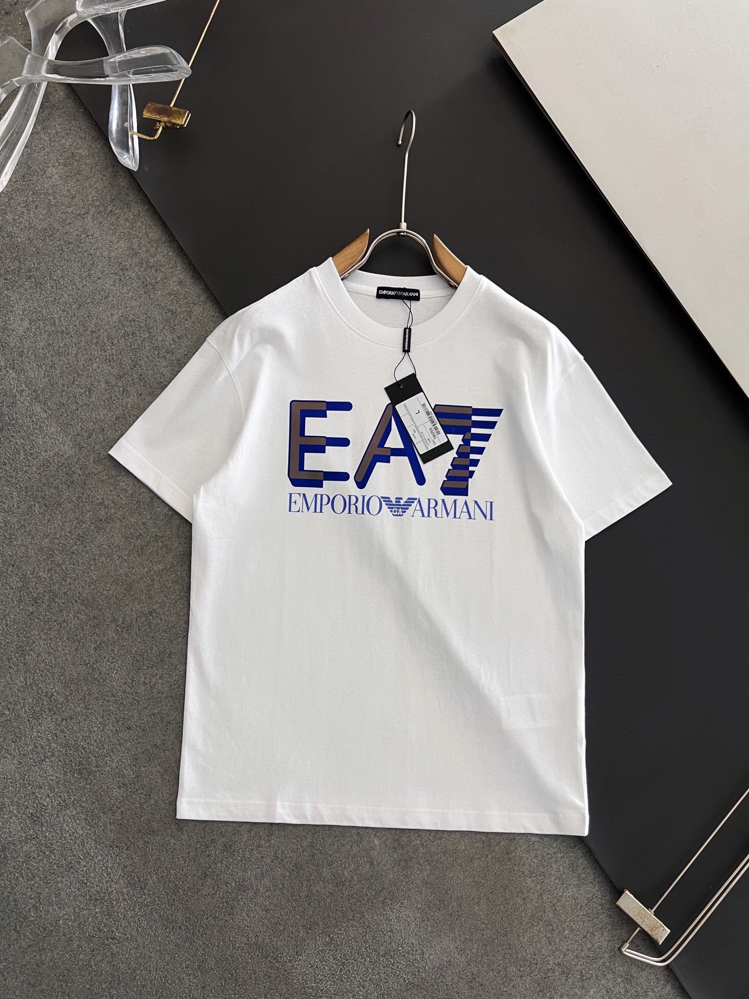 LuxluxHouse Best Quality Clothes T-shirt