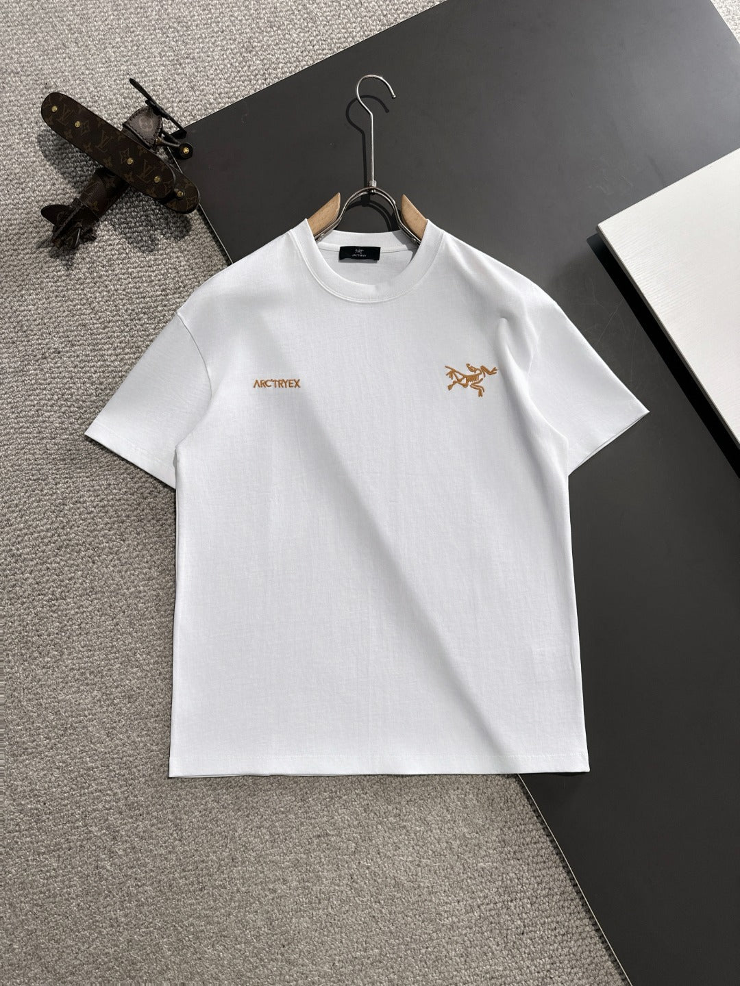 LuxluxHouse Best Quality Clothes T-shirt Arcteryx