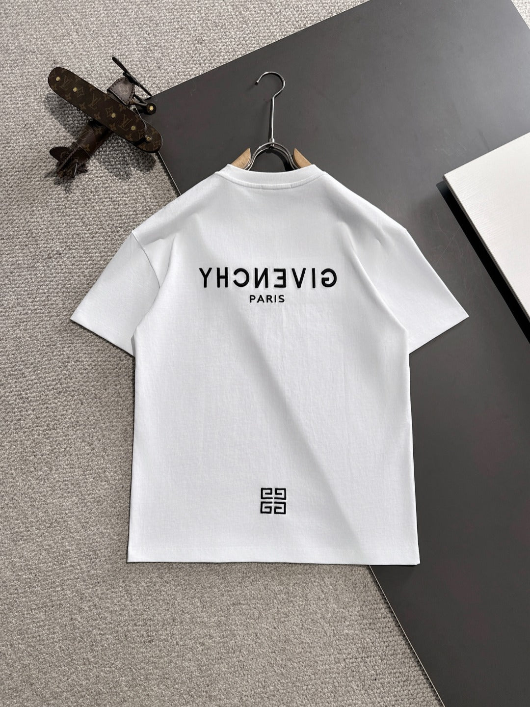 LuxluxHouse Best Quality Clothes Givenchy T-shirt