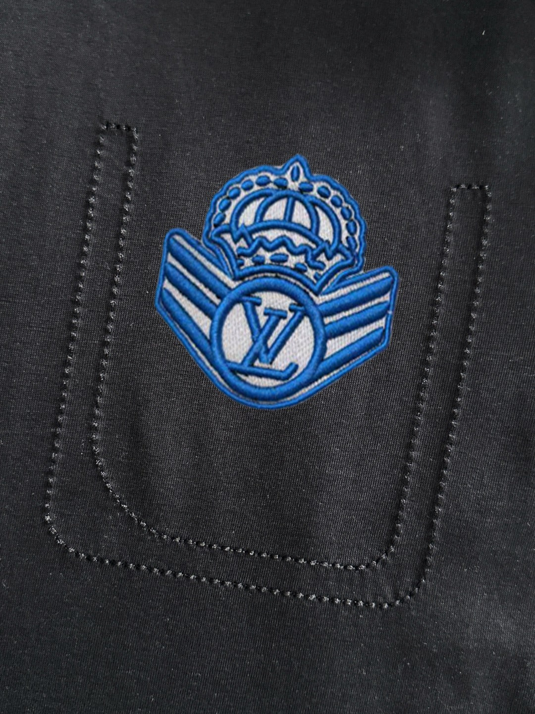 LuxluxHouse Best Quality Clothes T-shirt Louis Vuitton