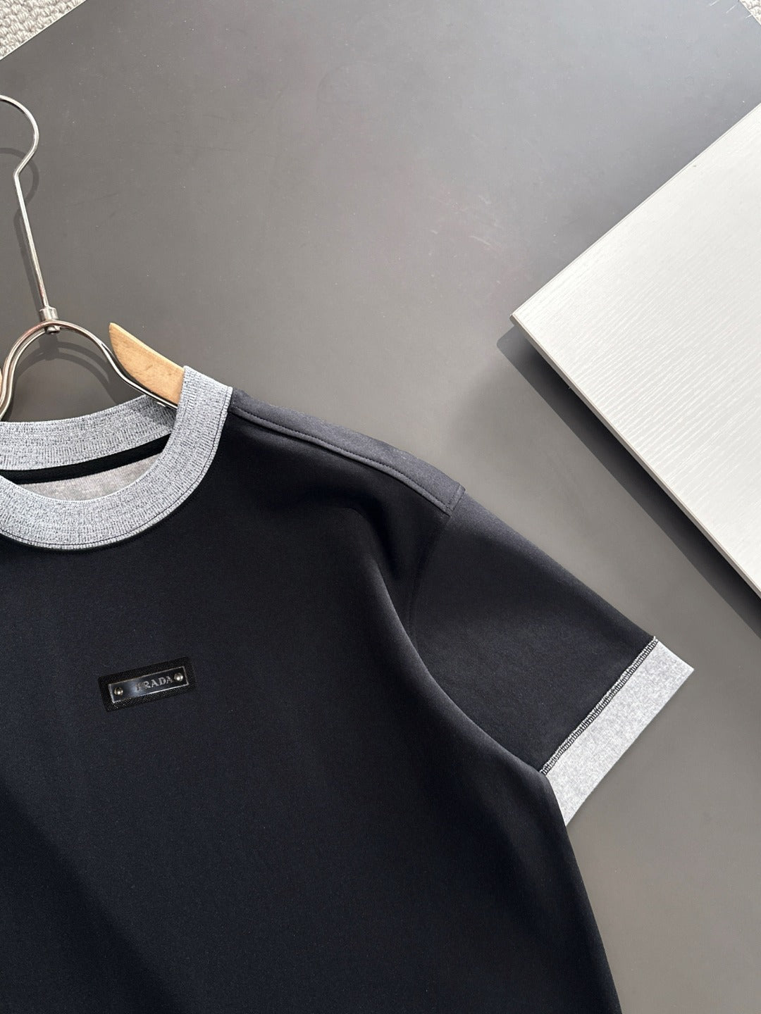 LuxluxHouse Best Quality Clothes T-shirt Prada