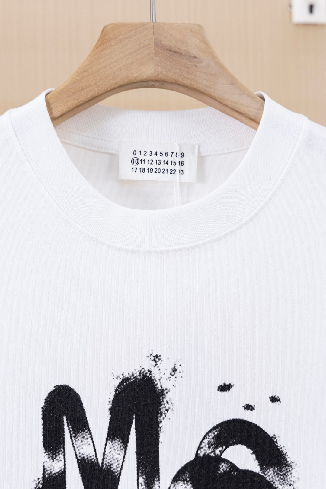 LuxluxHouse Best Quality Clothes T-shirt Chanel & Maison Margiela