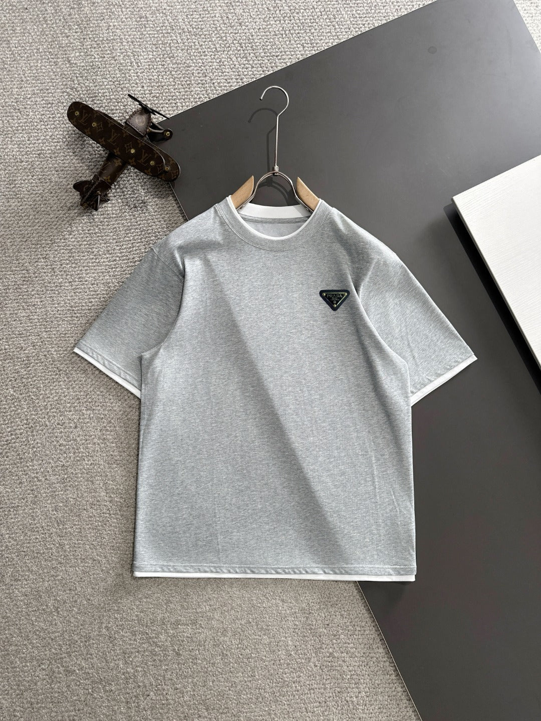 LuxluxHouse Best Quality Clothes T-shirt Prada