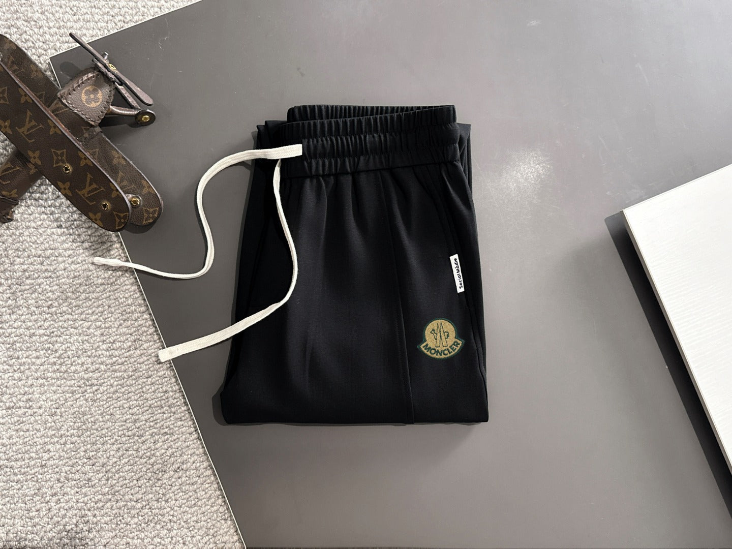 LuxluxHouse Best Quality Clothes Pants Moncler