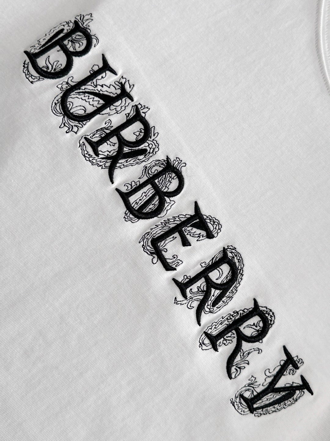LuxluxHouse Best Quality Clothes Burberry T-shirt