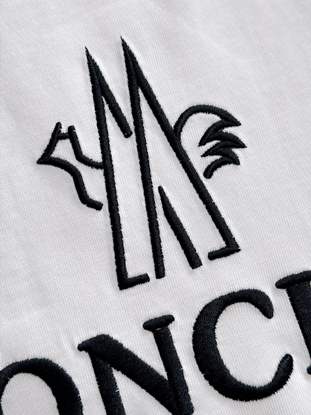 LuxluxHouse Best Quality Clothes T-shirt Moncler