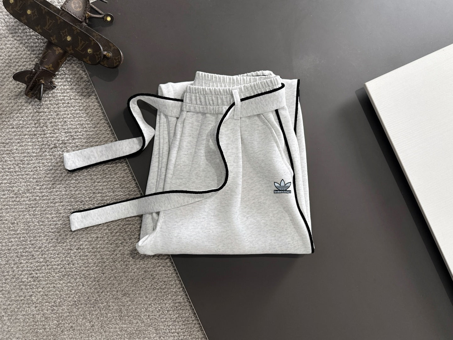 LuxluxHouse Best Quality Clothes Balenciaga Pants