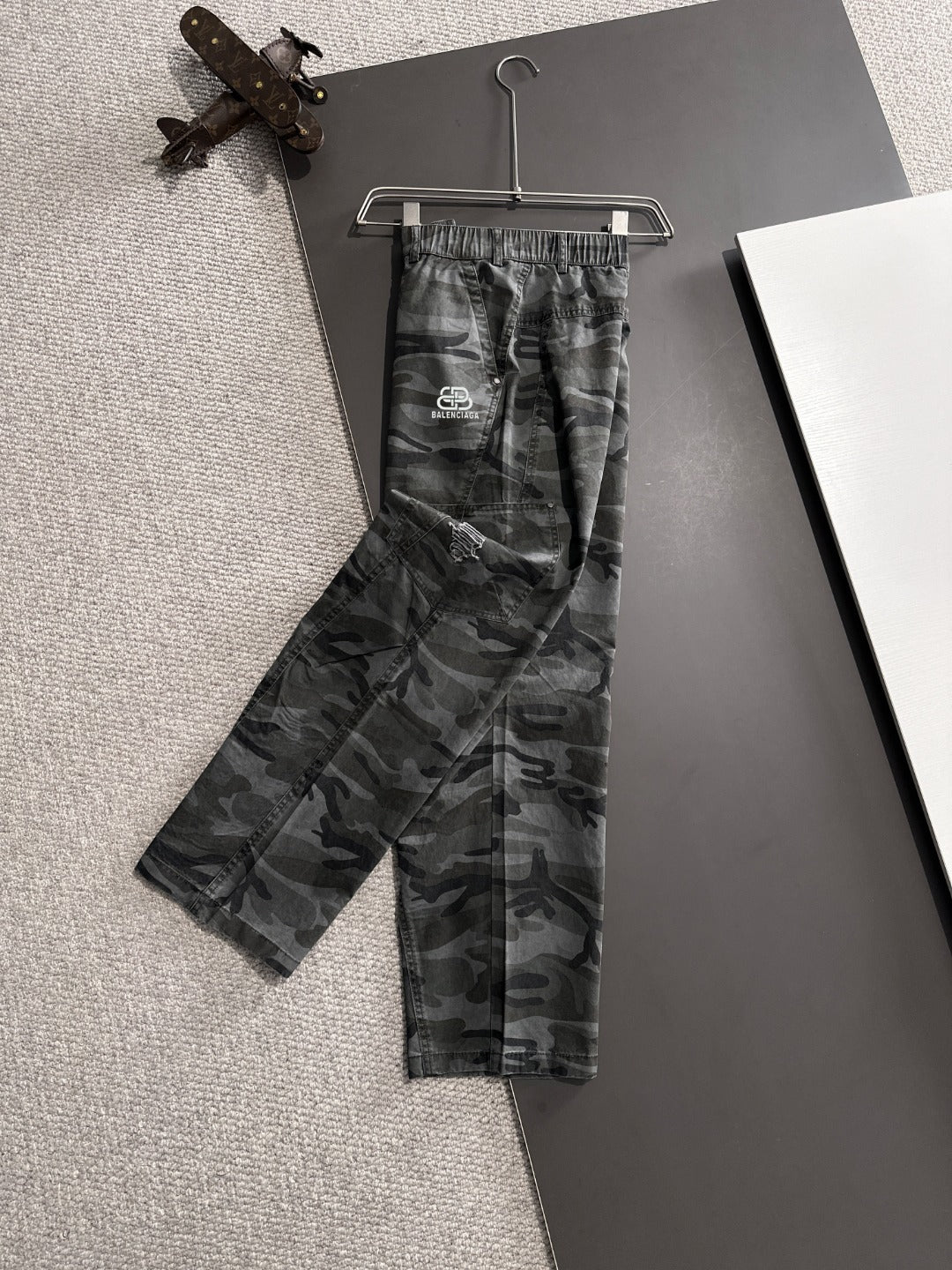 LuxluxHouse Best Quality Clothes Balenciaga Pants