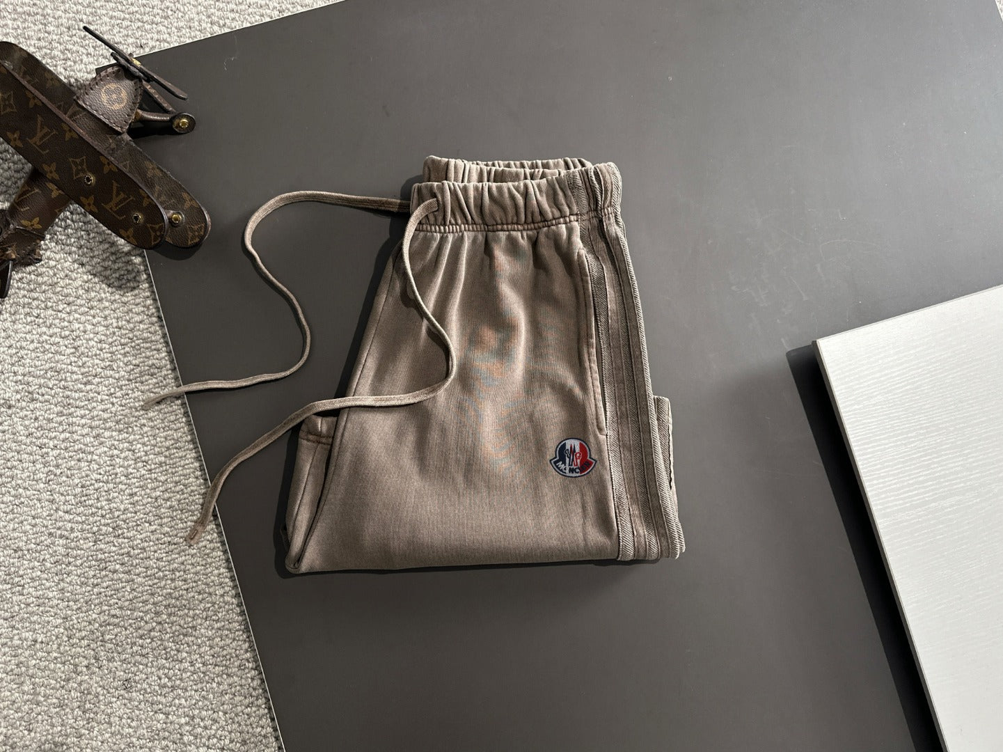 LuxluxHouse Best Quality Clothes Pants Moncler