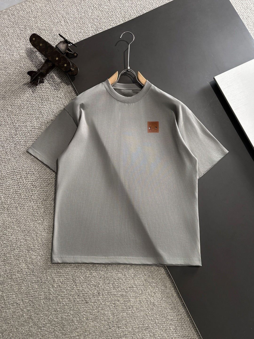 LuxluxHouse Best Quality Clothes T-shirt Loewe