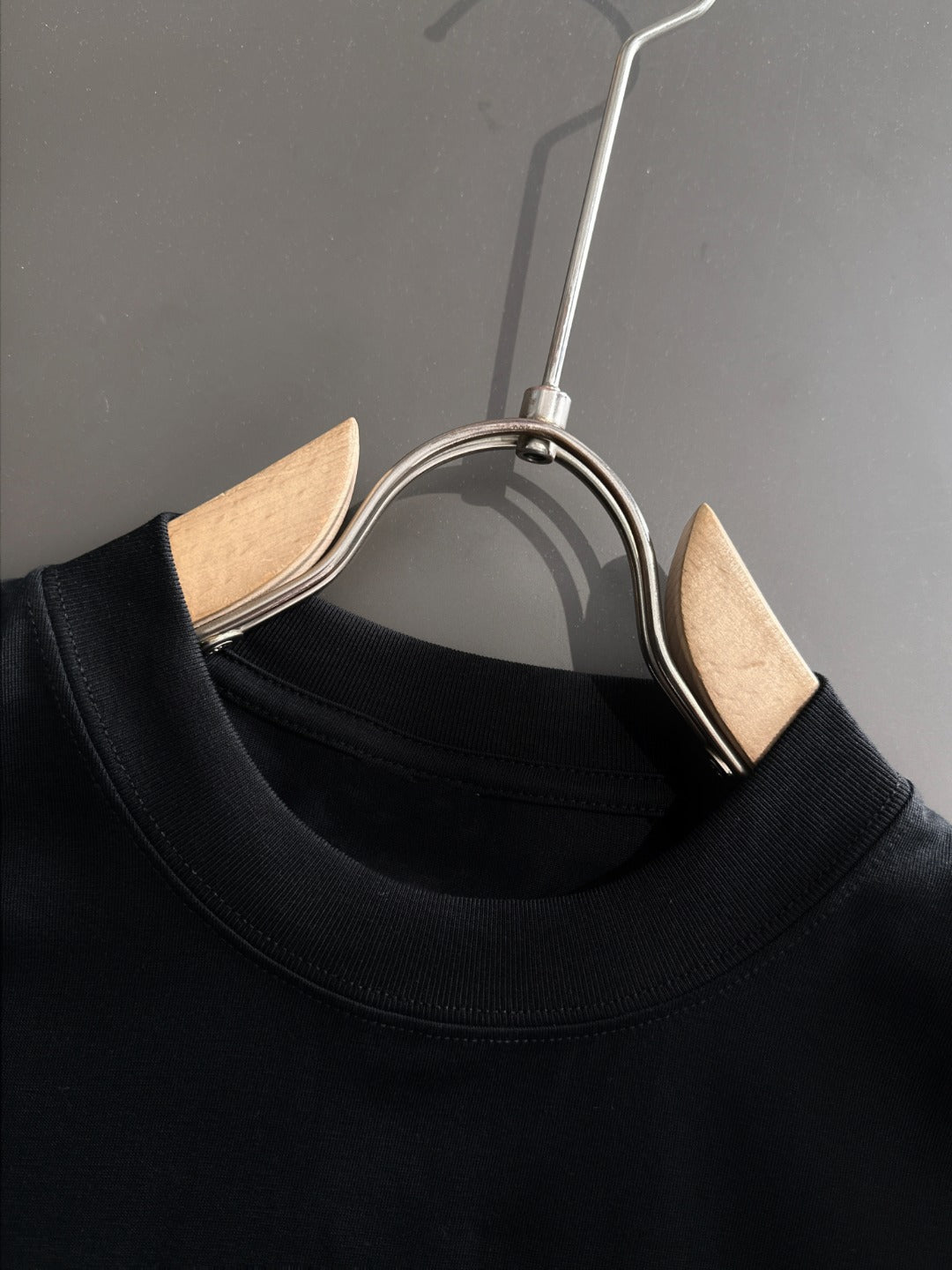 LuxluxHouse Best Quality Clothes T-shirt Loewe